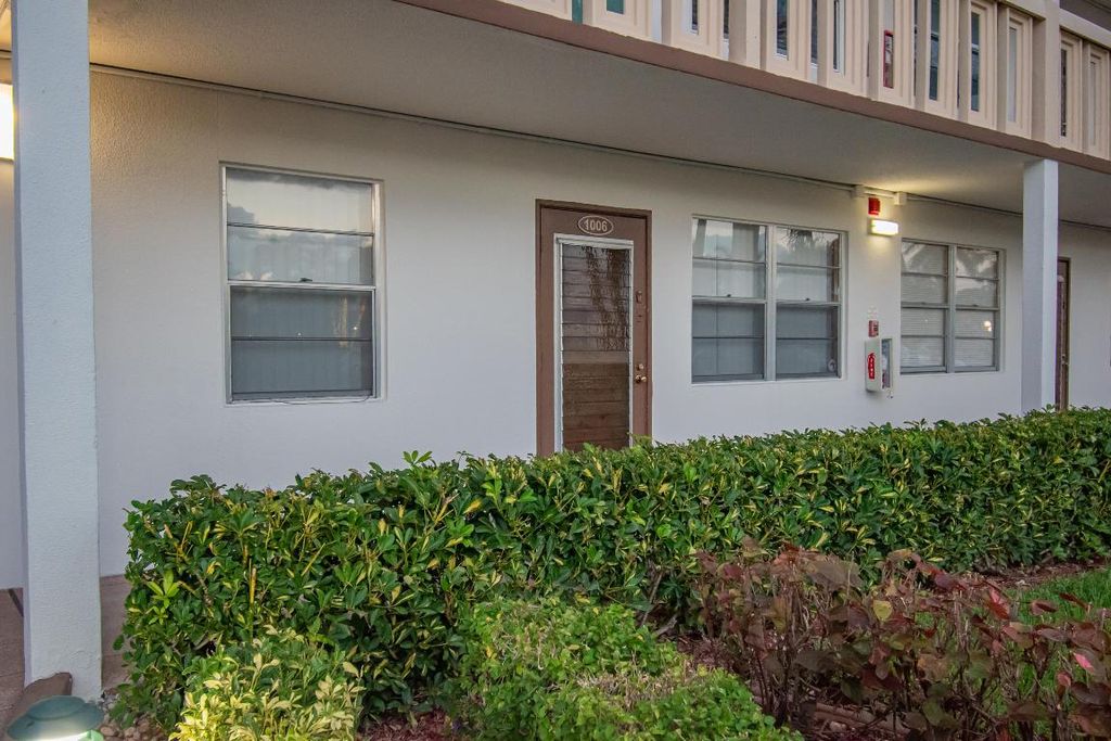 Photo of 1006 Guildford A, Boca Raton, FL 33434 (MLS # R11139335)