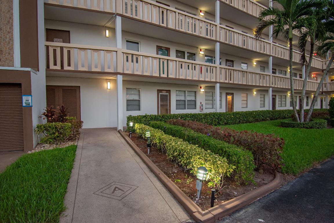 GUILDFORD AT CENTURY VILLAGE CONDO - Residential