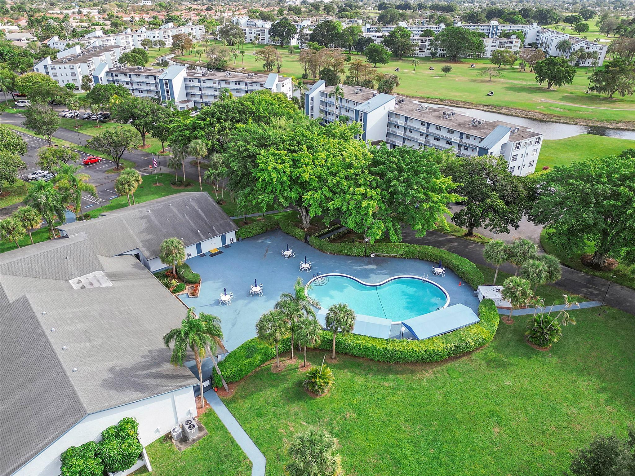 16 OF PALM SPRINGS 2 CONDO - Residential