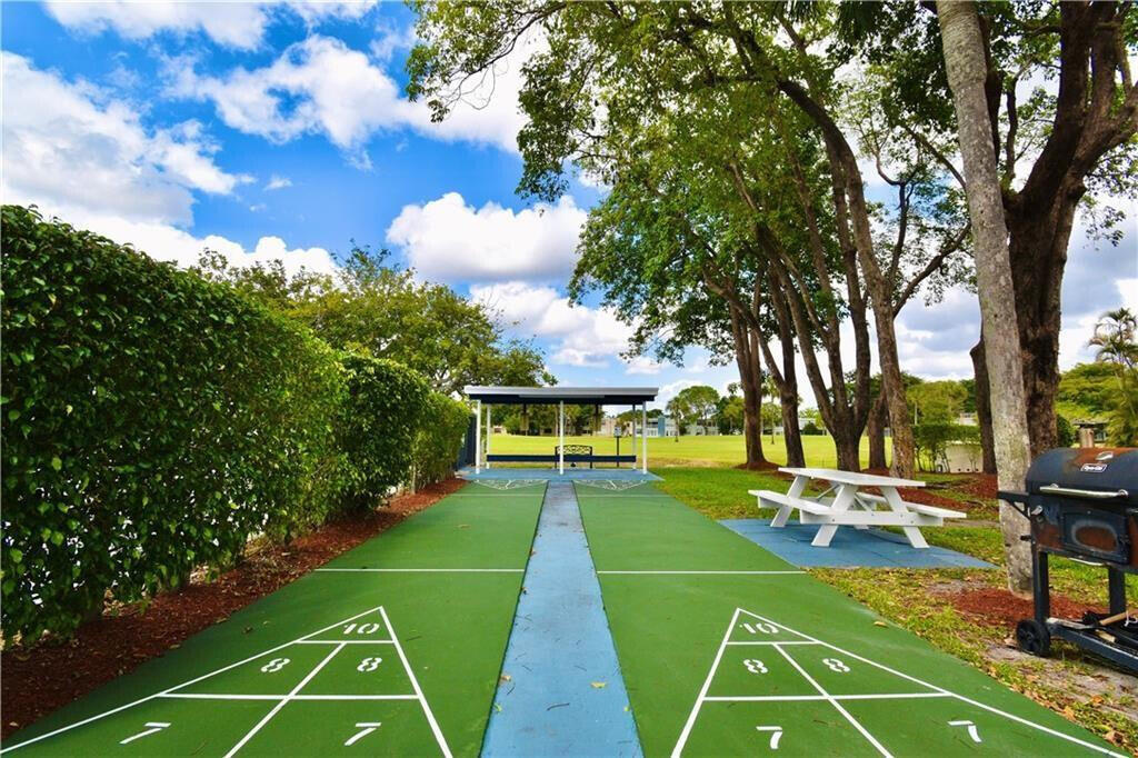 16 OF PALM SPRINGS 2 CONDO - Residential