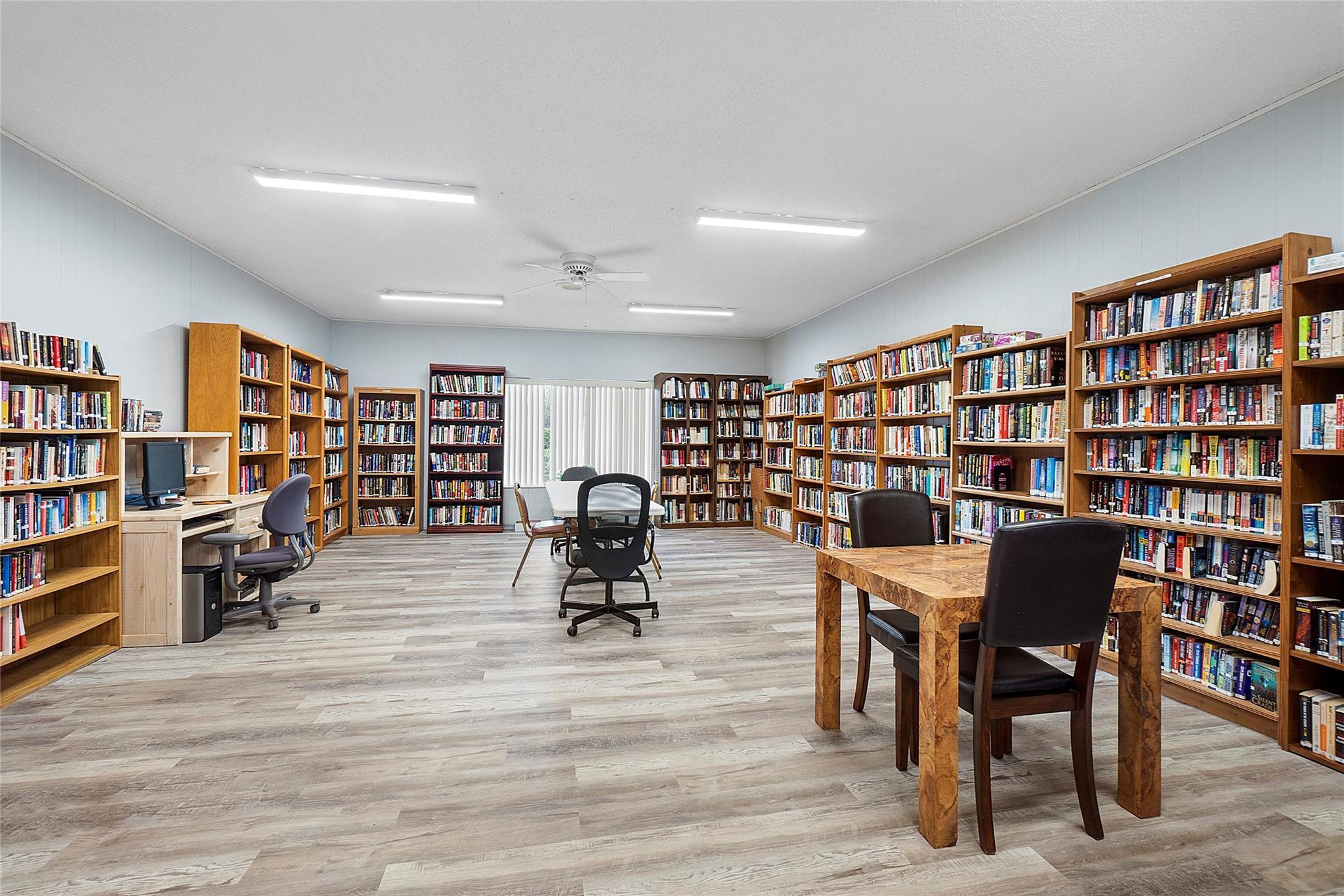 16 OF PALM SPRINGS 2 CONDO - Residential