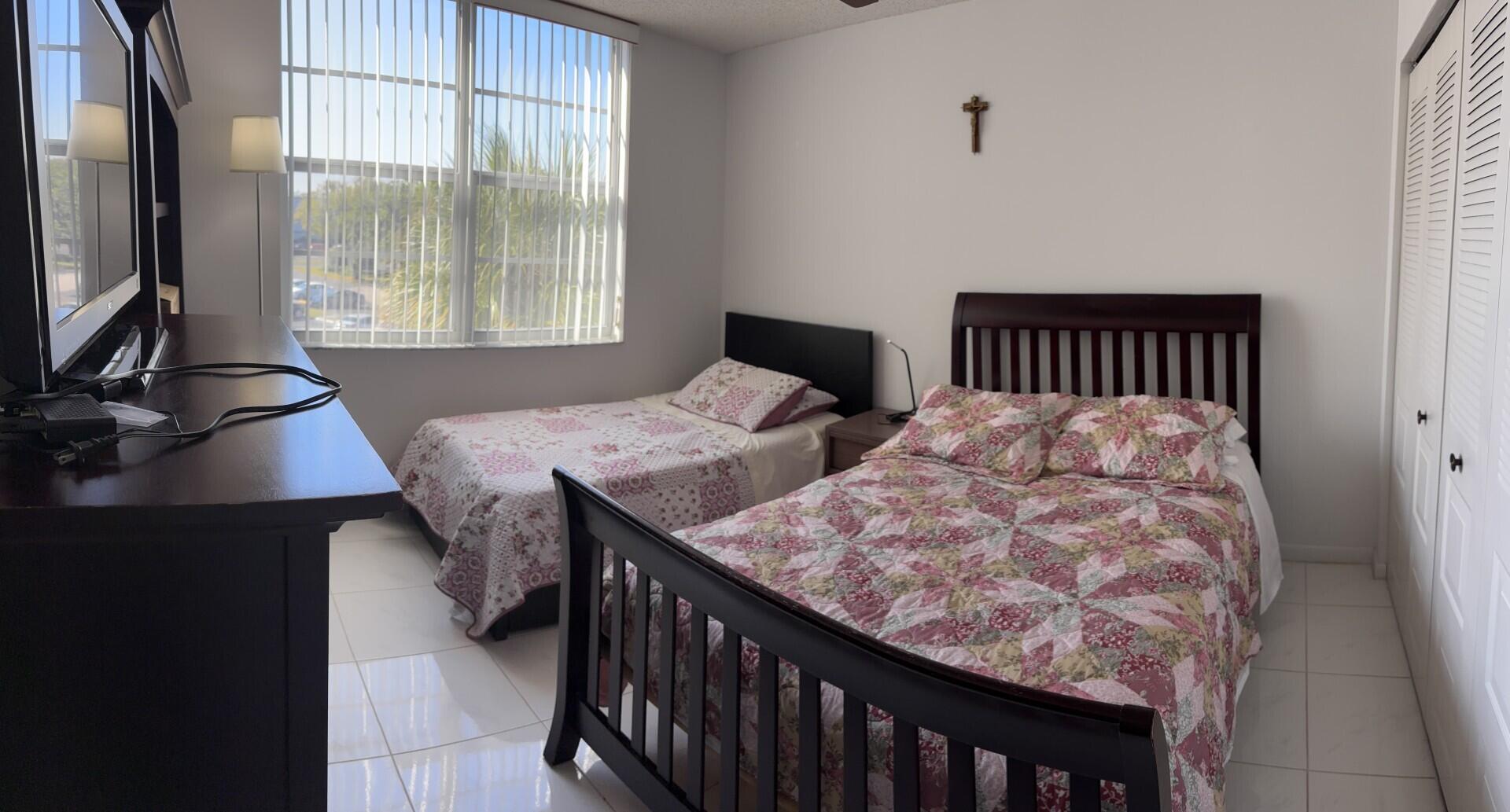 16 OF PALM SPRINGS 2 CONDO - Residential