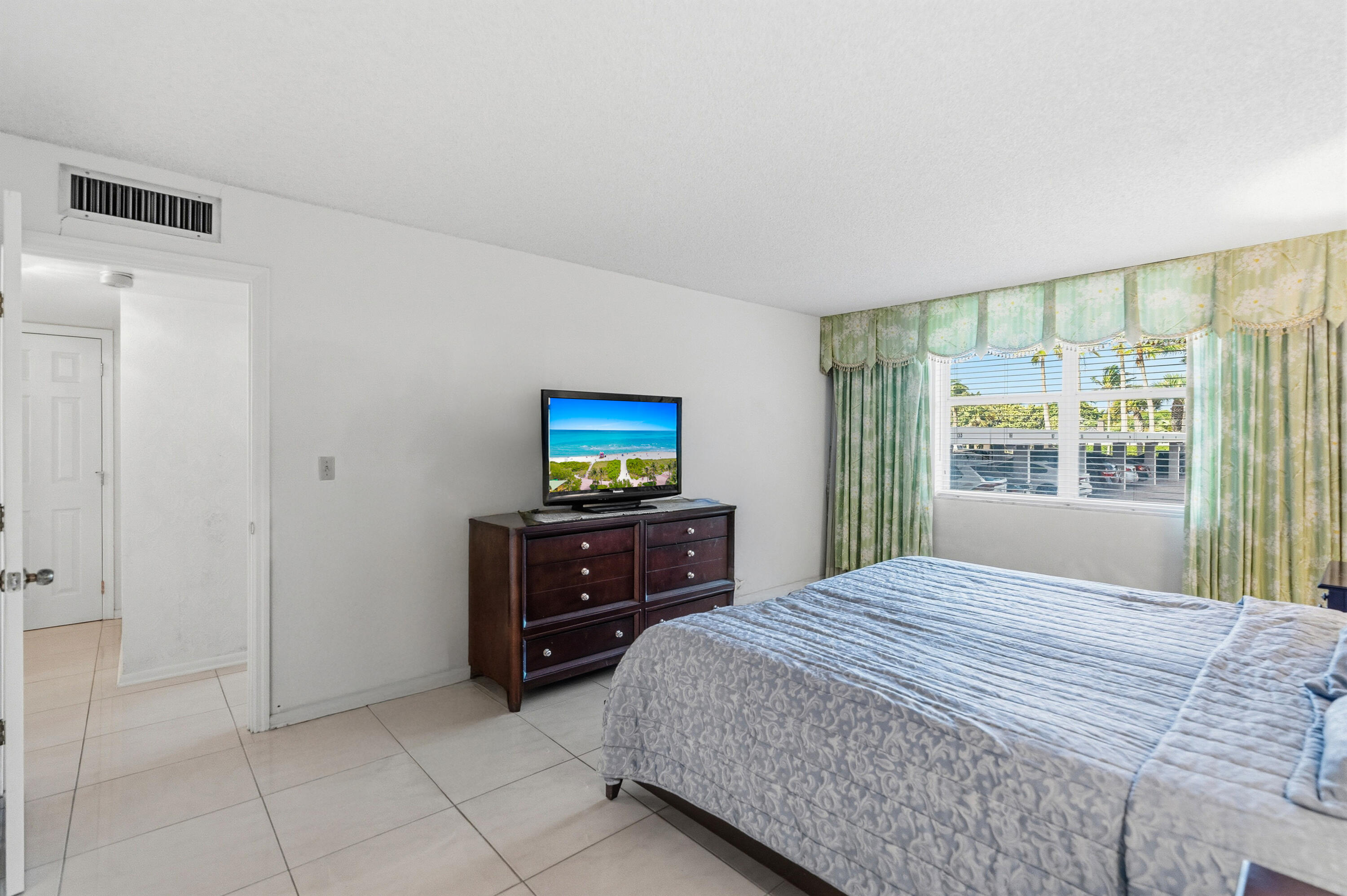 Sea Ranch Lakes North - Residential
