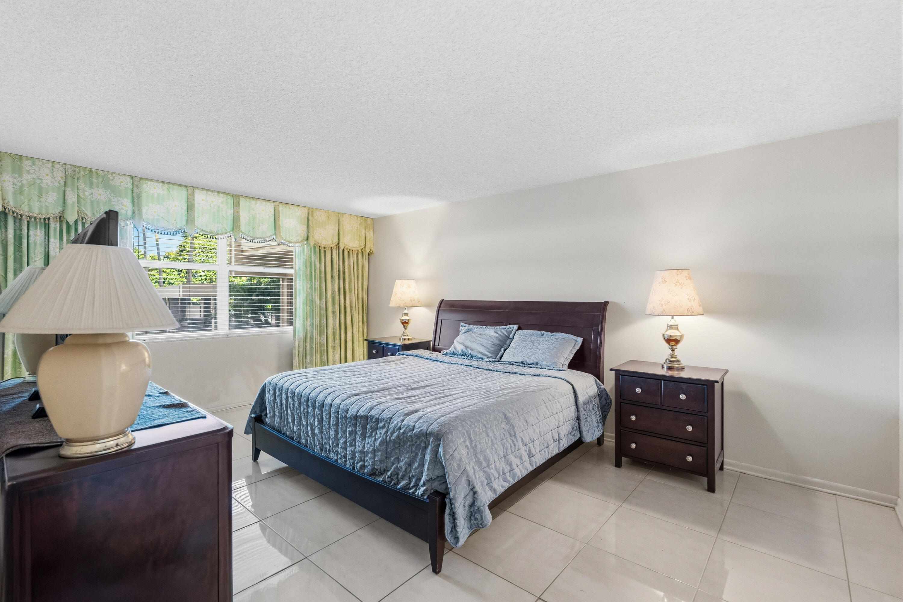 Sea Ranch Lakes North - Residential