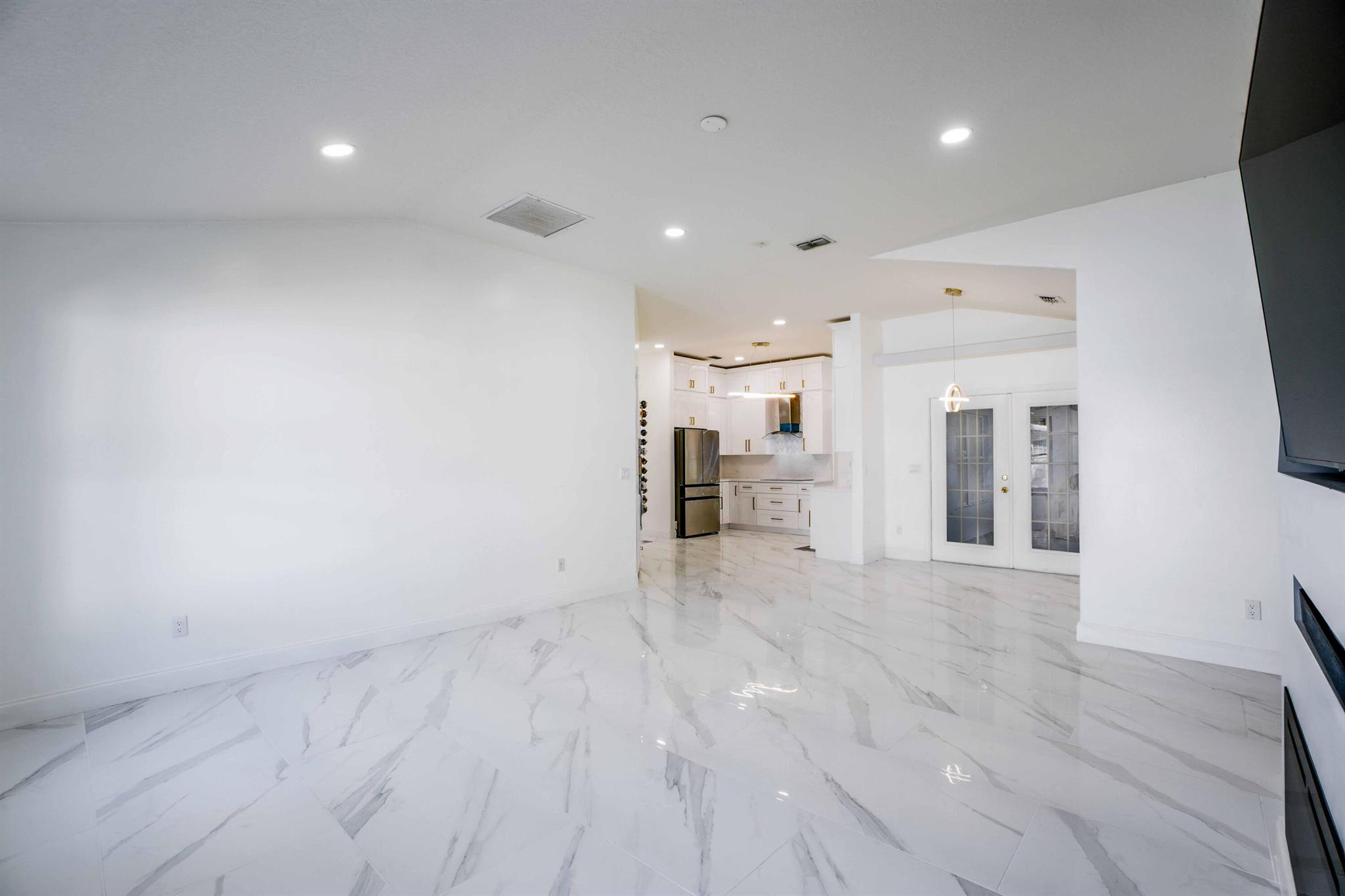 PORT ST LUCIE SECTION 3 - Residential