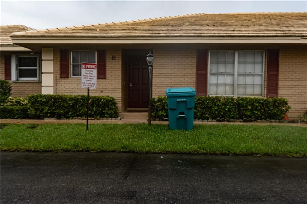 Photo of 1471 SW 26th Ave #7B, Boynton Beach, FL 33426 (MLS # F10302225)