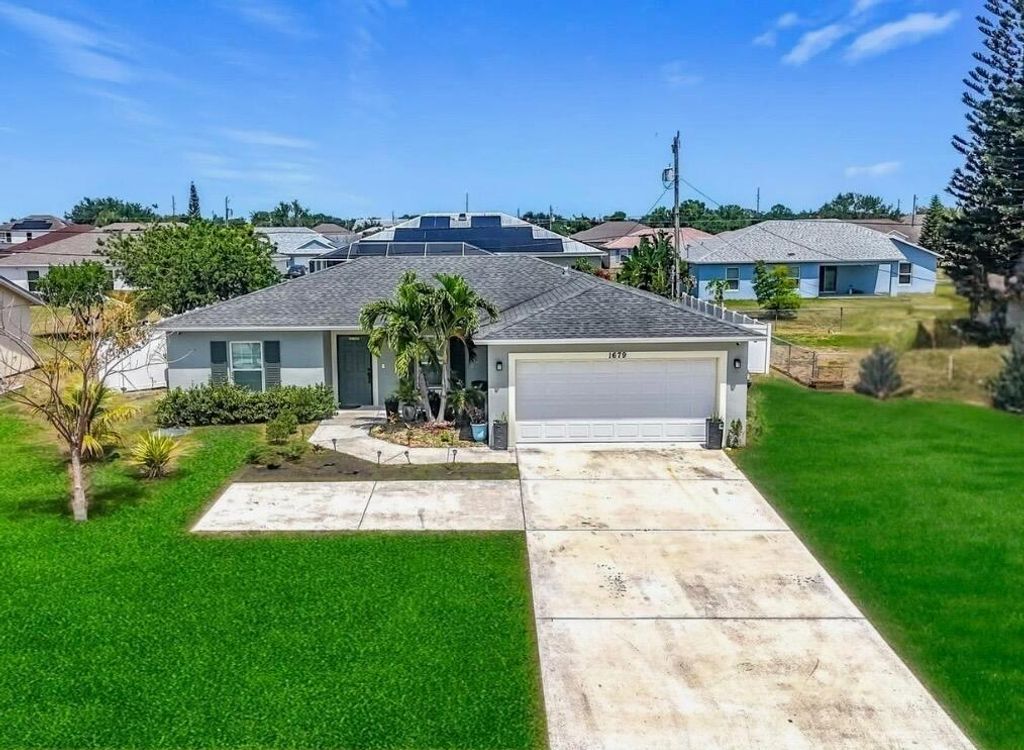 Photo of 1679 SW Cameo Boulevard, Port Saint Lucie, FL 34953 (MLS # R11084436)