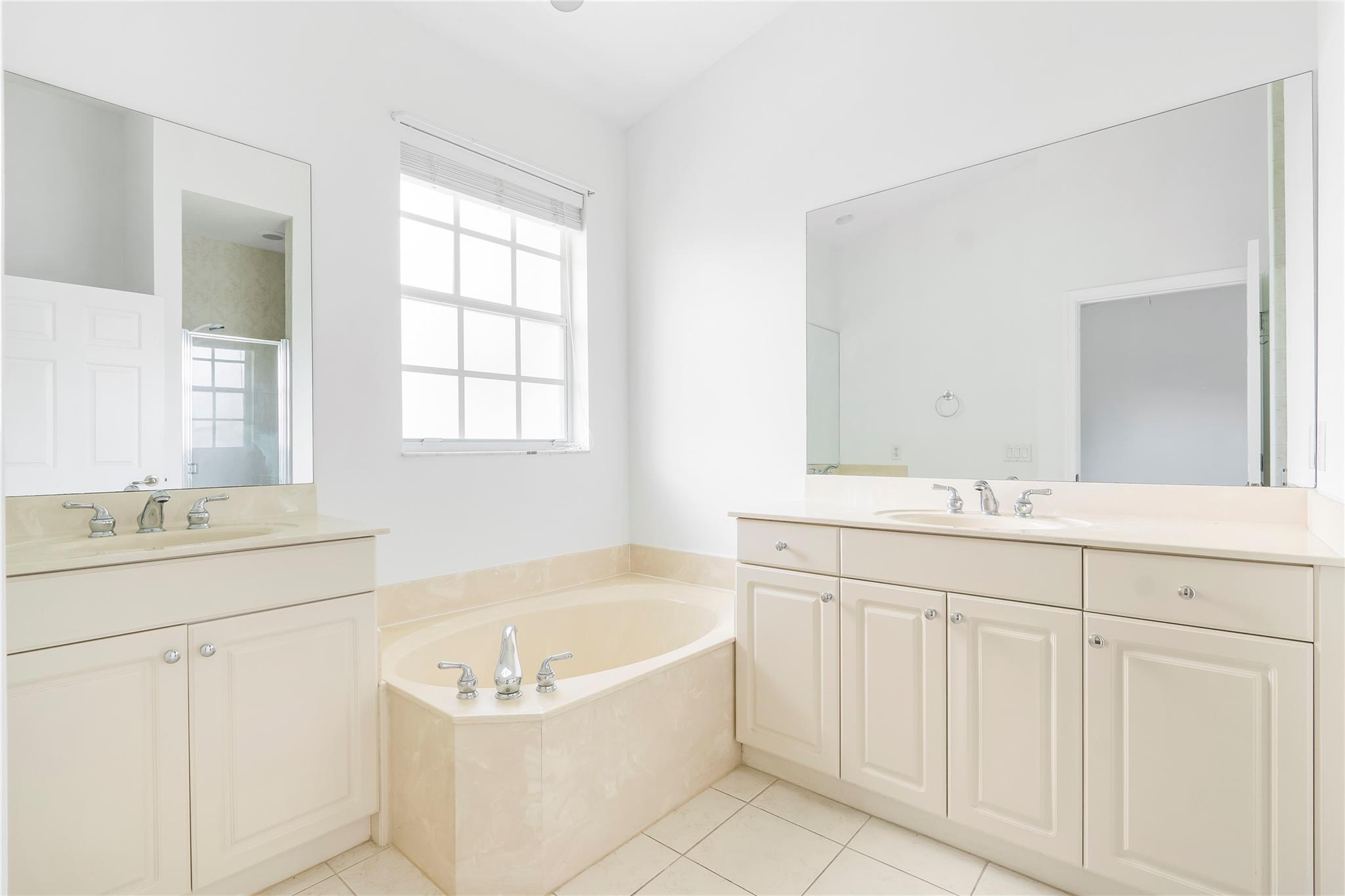 Villas of Rolling Hills - Residential