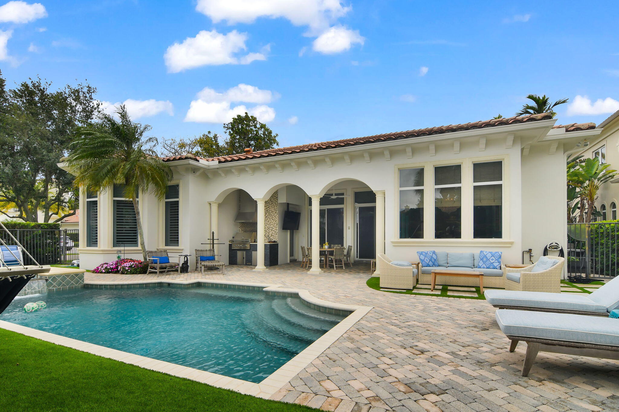 OLD PALM 2 - Residential