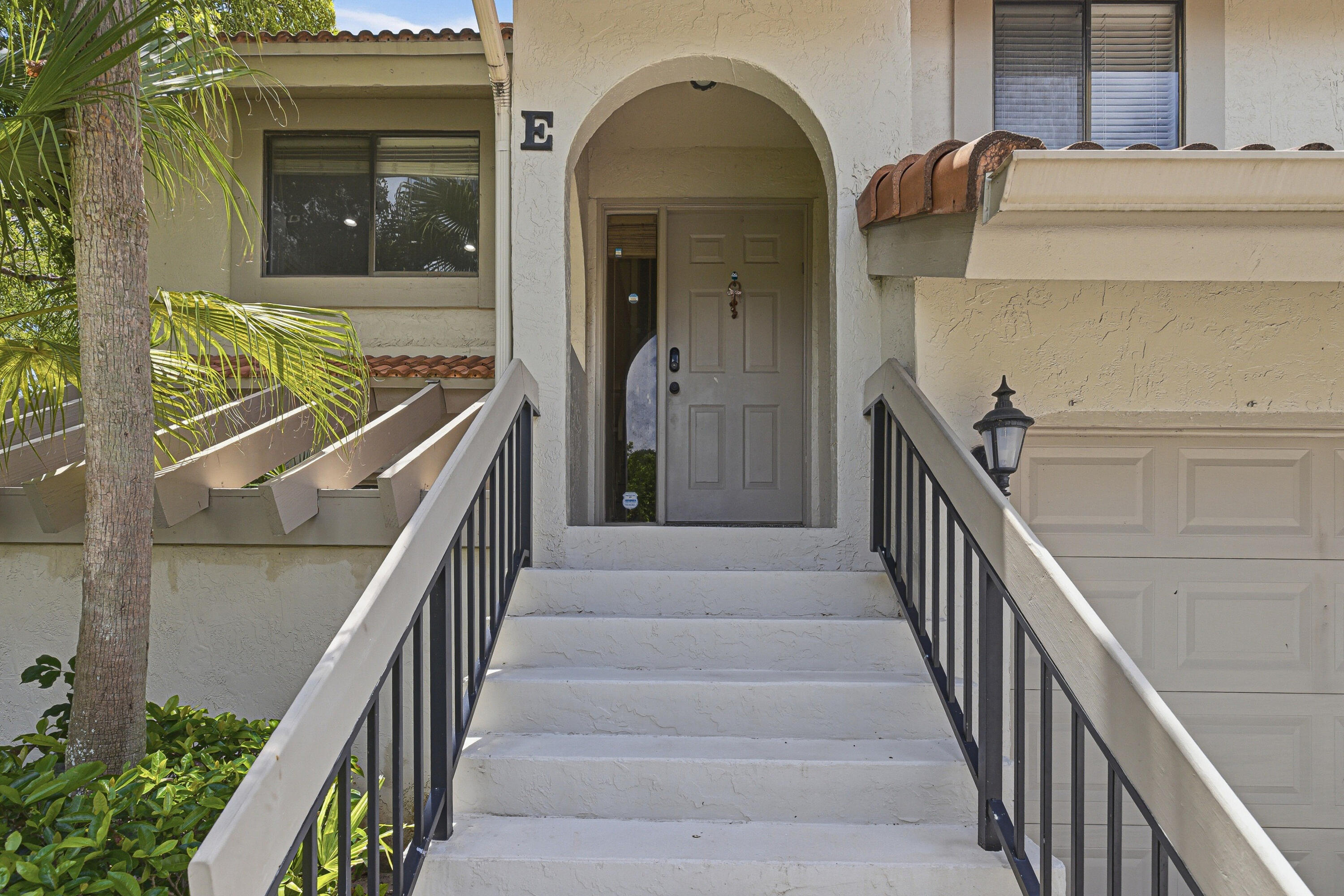 5530 Coach House Circle