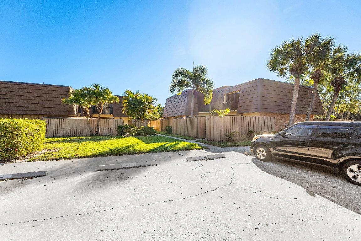 SANDALWOOD ESTATES - Residential