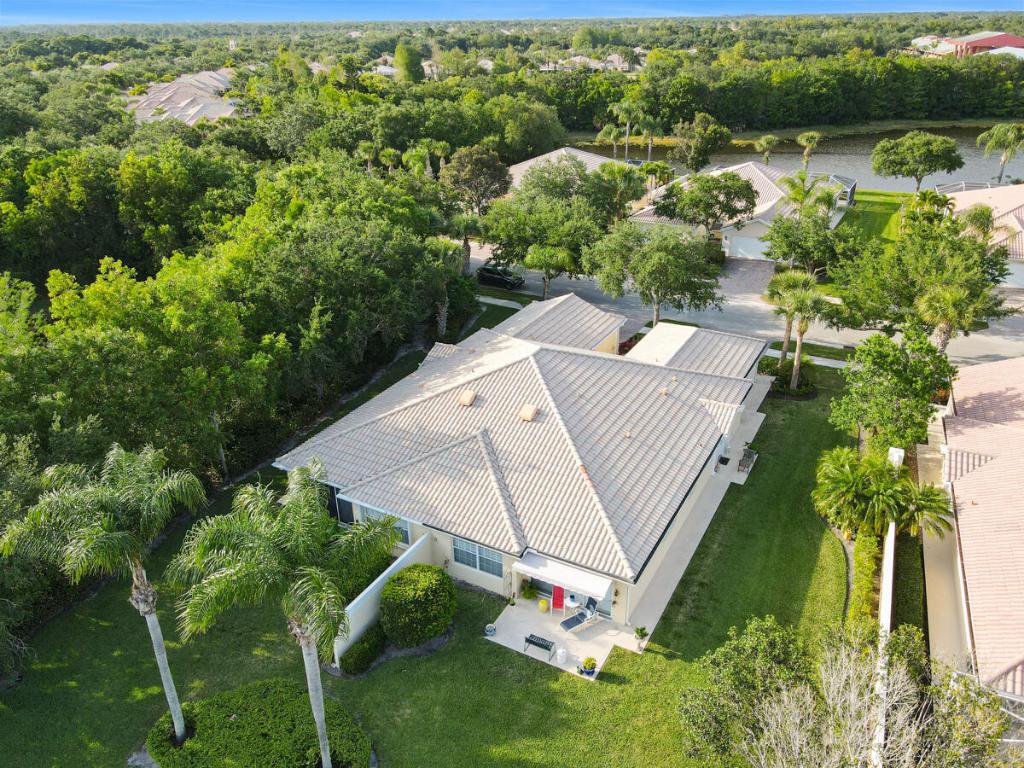 THE RETREAT - Residential Lease