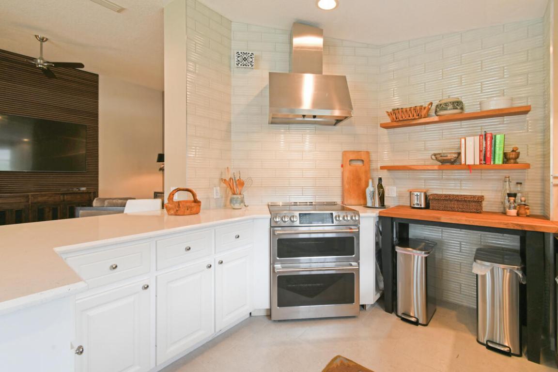 THE RETREAT - Residential Lease