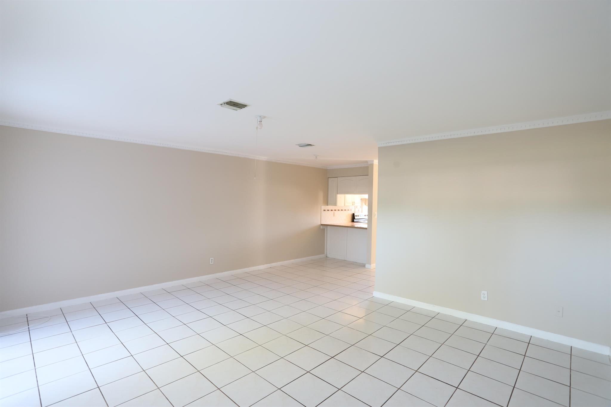 Canalake - Residential Lease