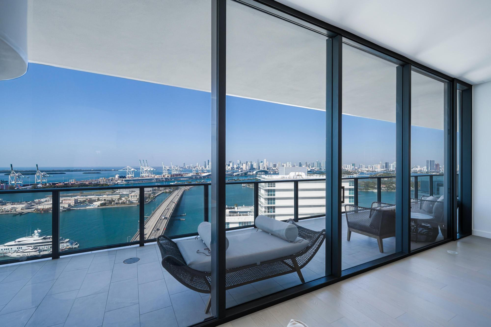 Five Park Residence - Residential