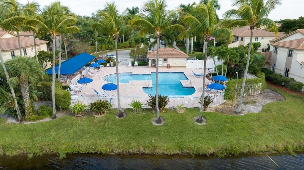 Photo of 6758 VIA REGINA, Boca Raton, FL 33433 (MLS # B26078305)