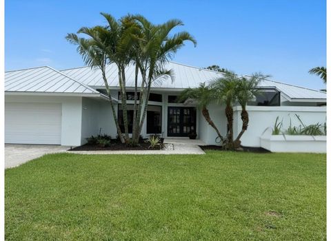 Photo of 4227 Fox Trace, Boynton Beach, FL 33436 (MLS # B26037121)
