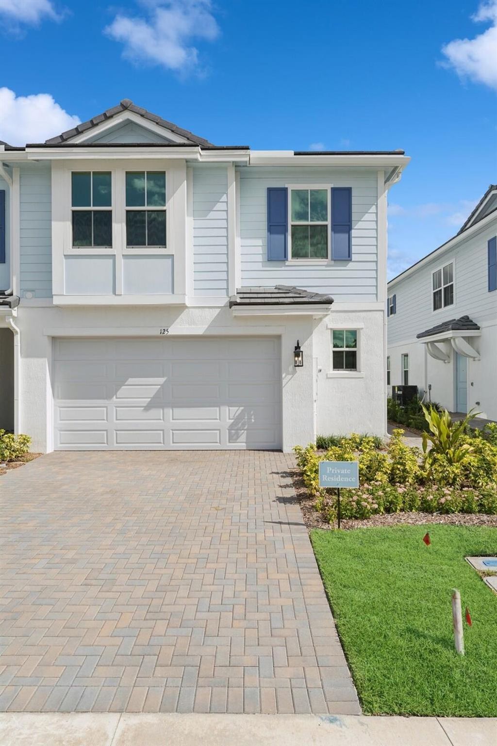 Photo of 125 SE Birch Terrace #55, Stuart, FL 34997 (MLS # R11031793)