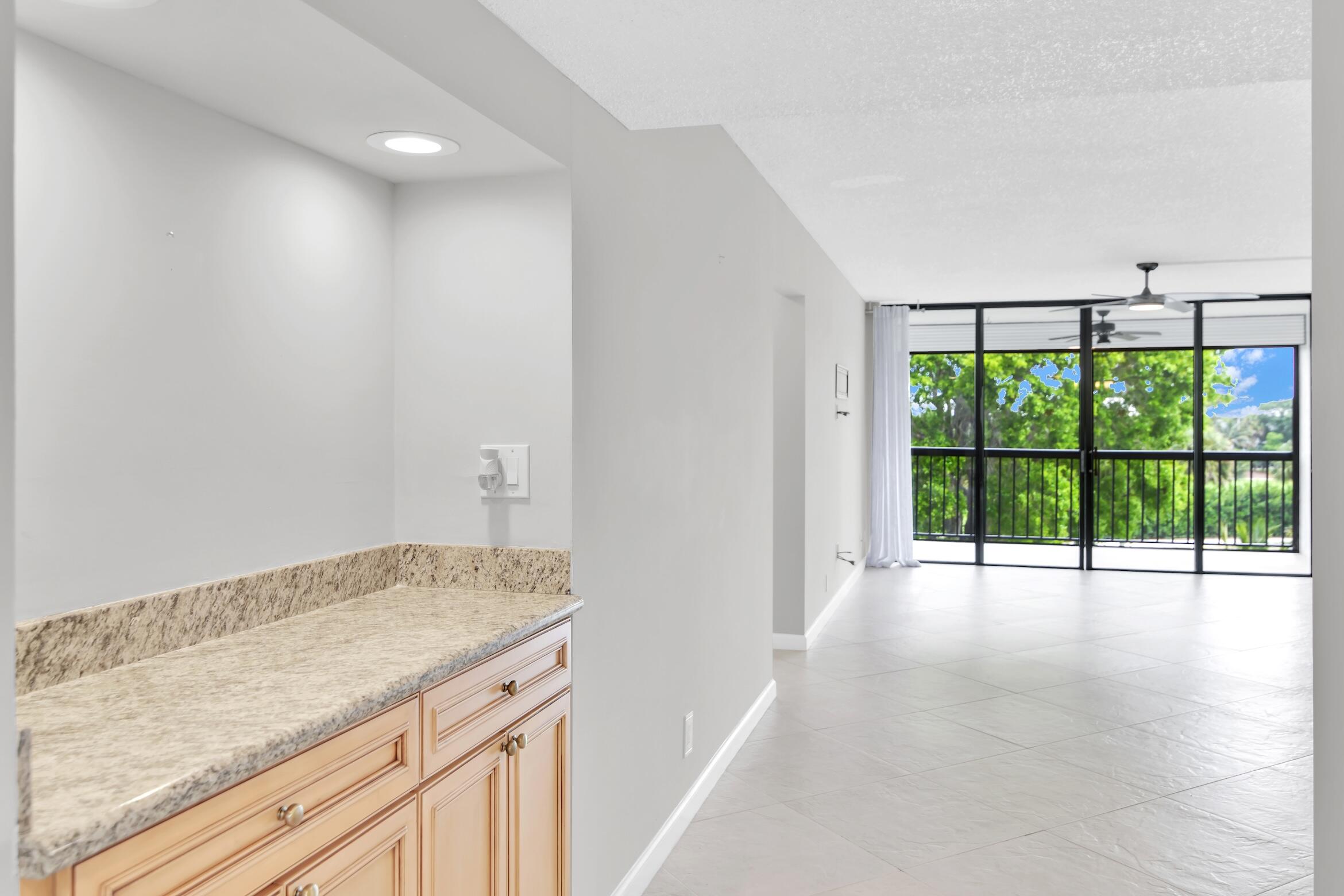 GLENS CONDO - Residential