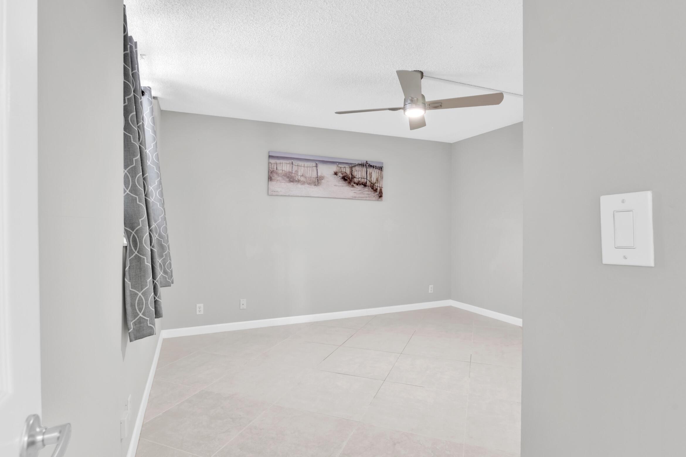 GLENS CONDO - Residential