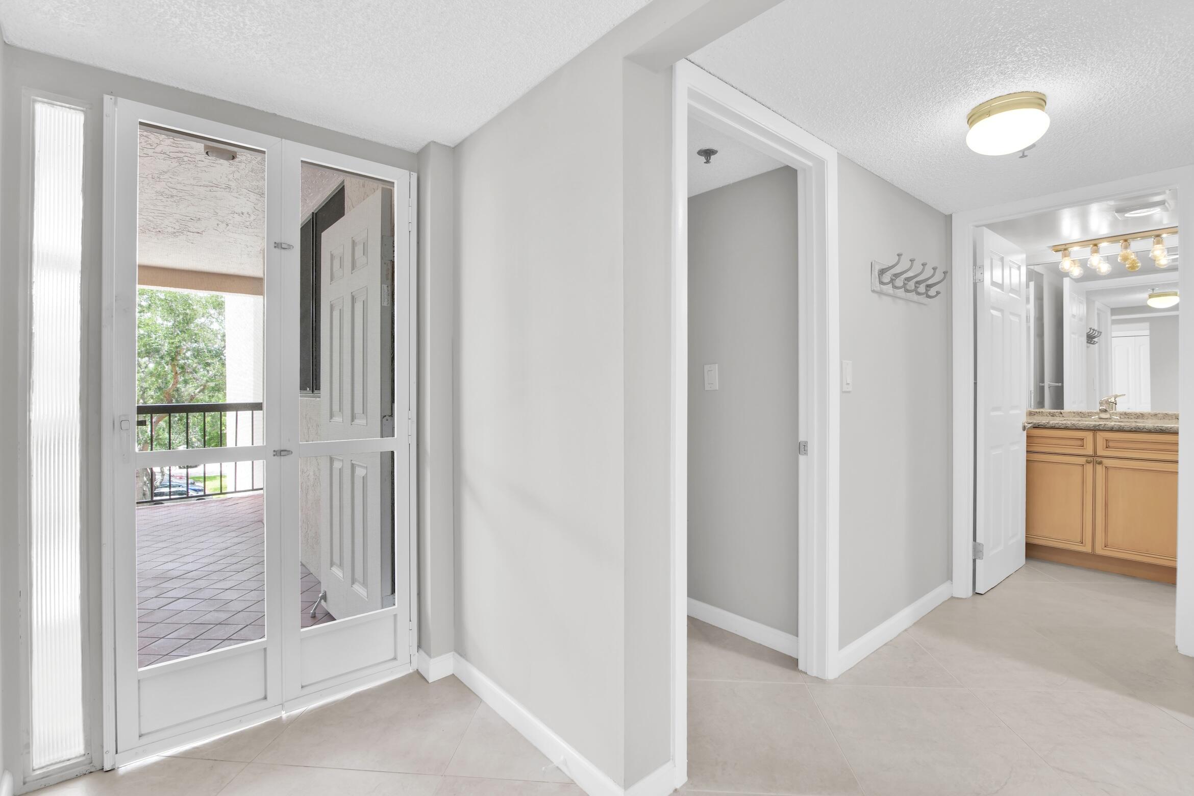 GLENS CONDO - Residential