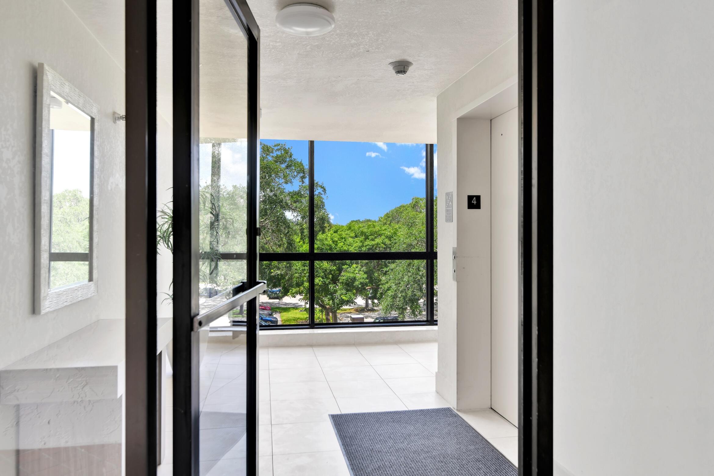 GLENS CONDO - Residential