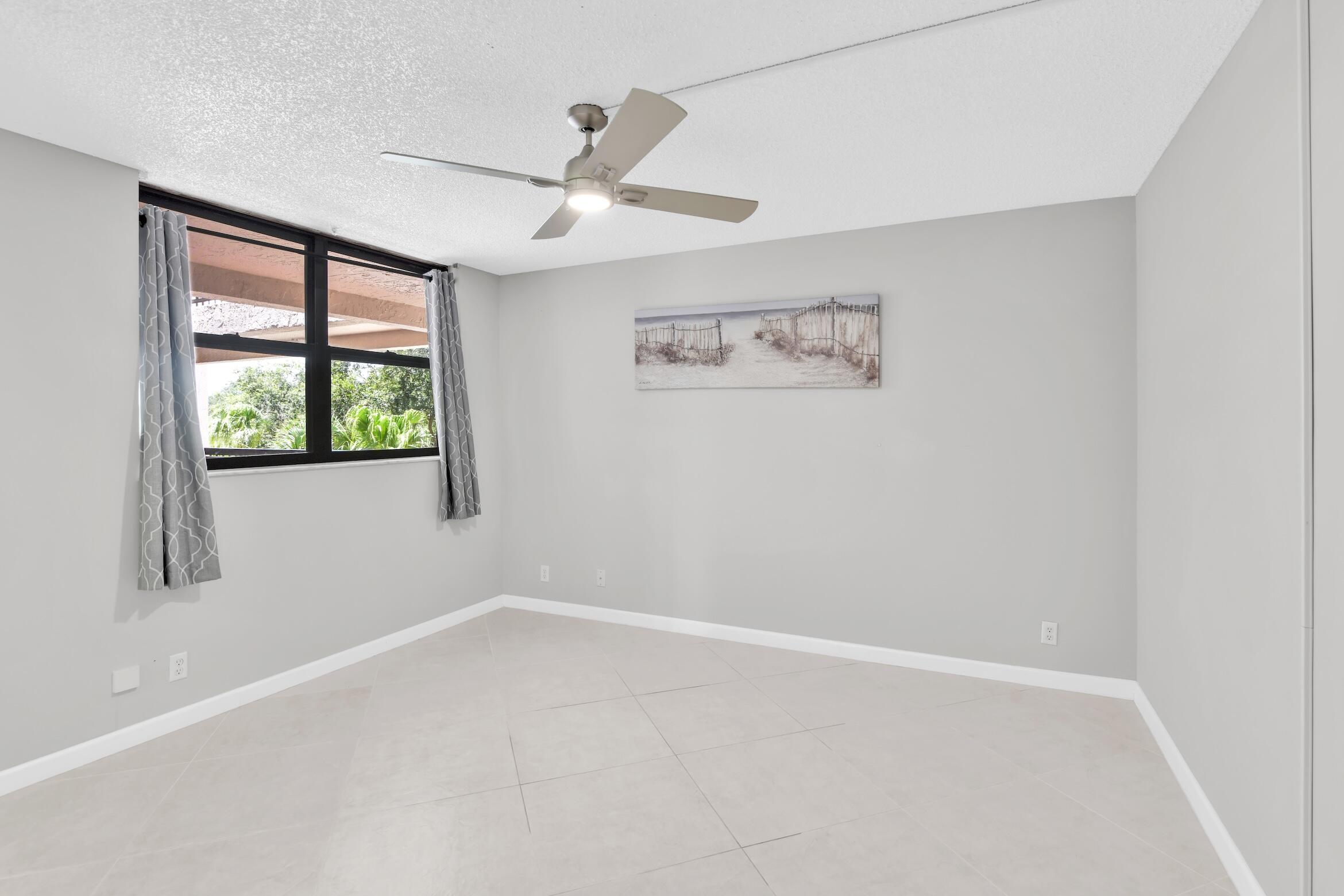 GLENS CONDO - Residential