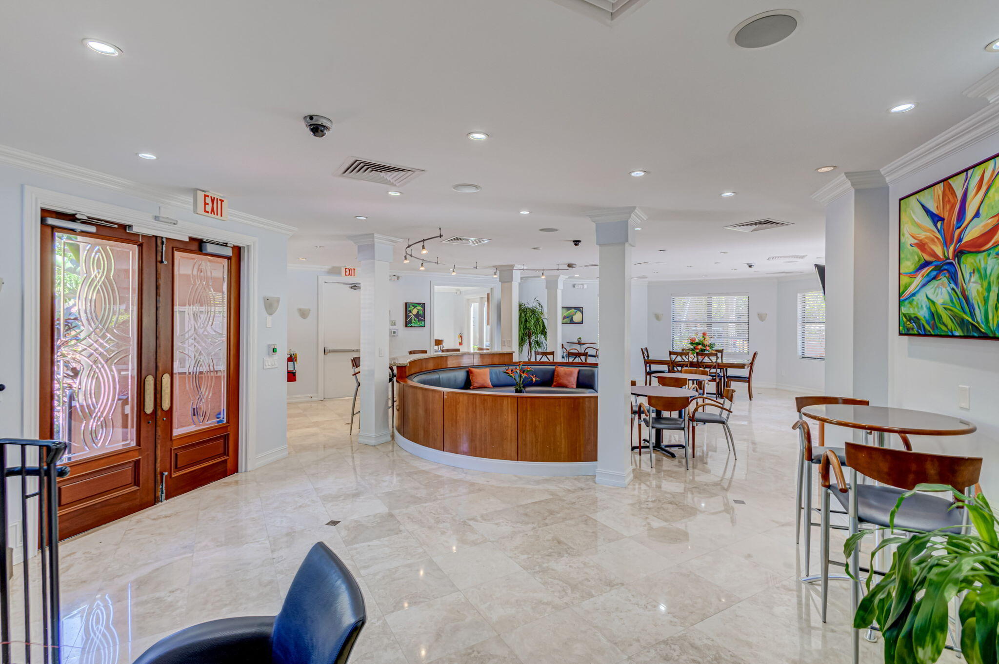 OCEAN TRACE UNO LAGO - Residential