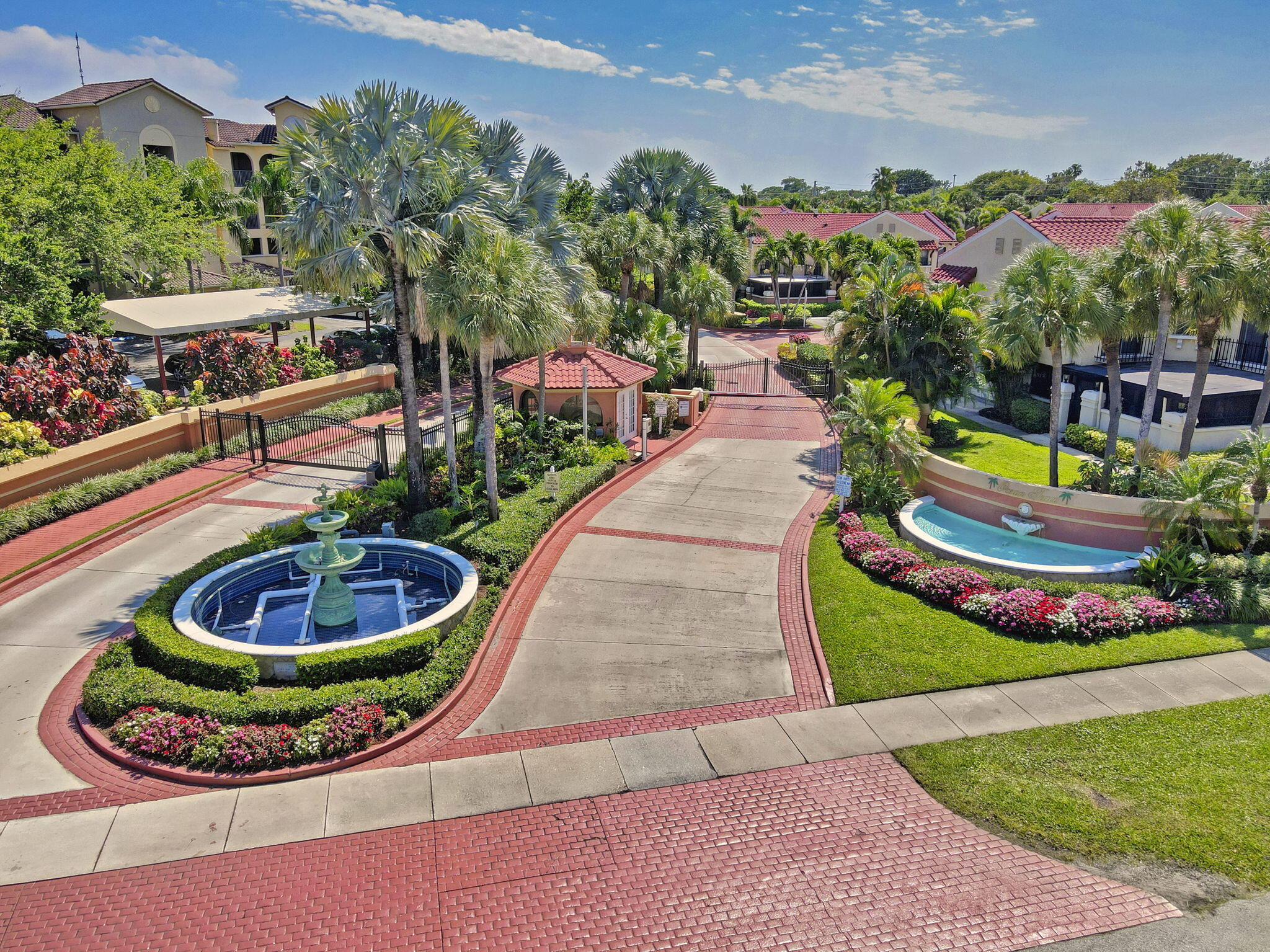 OCEAN TRACE UNO LAGO - Residential