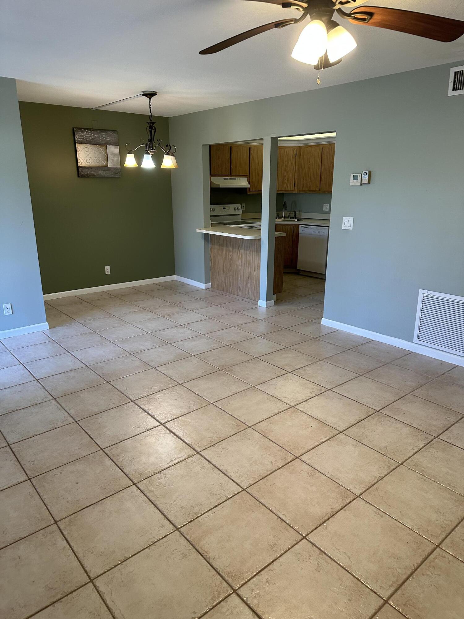 436 Pine Glen Lane D-1