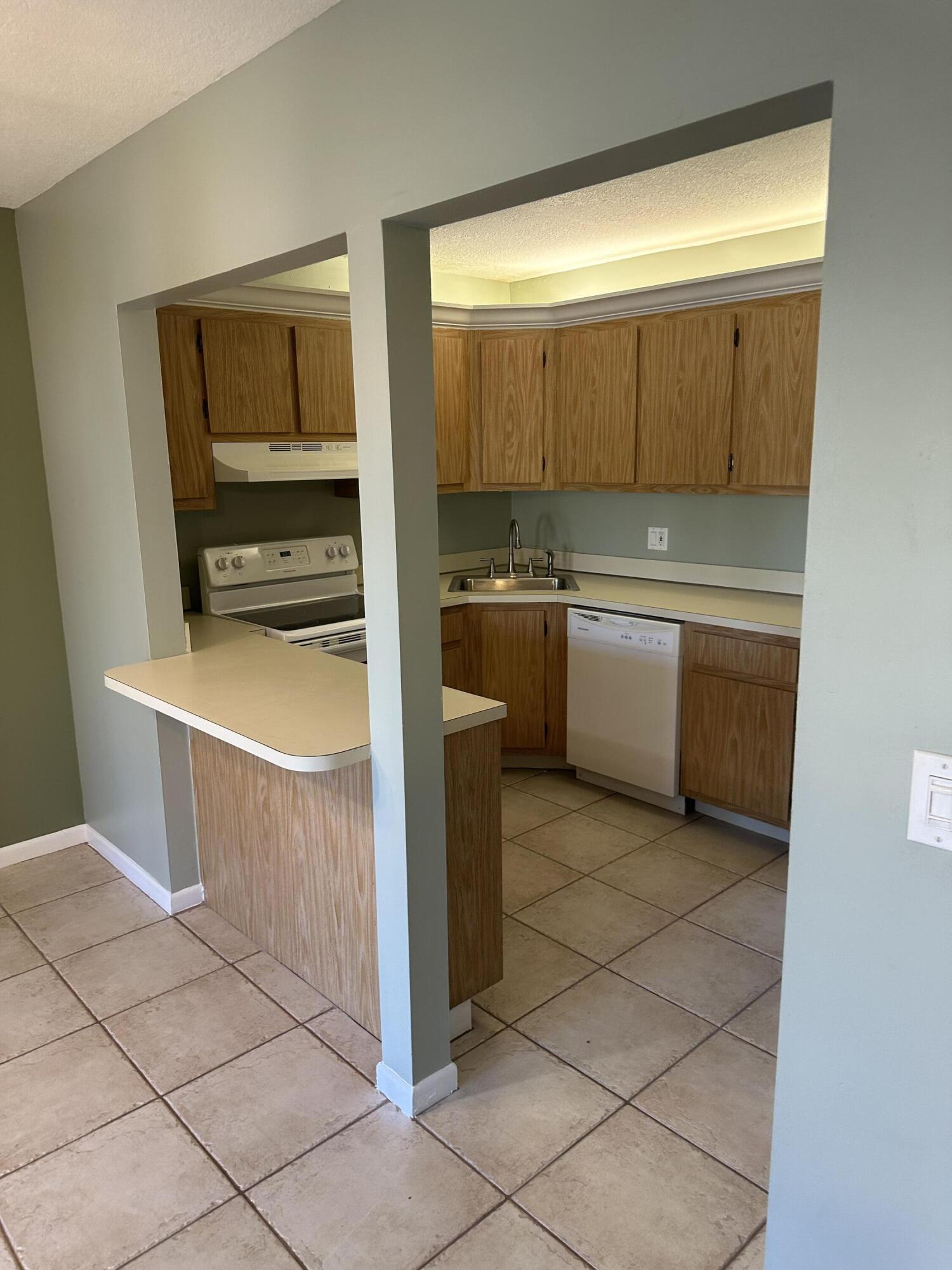 436 Pine Glen Lane D-1