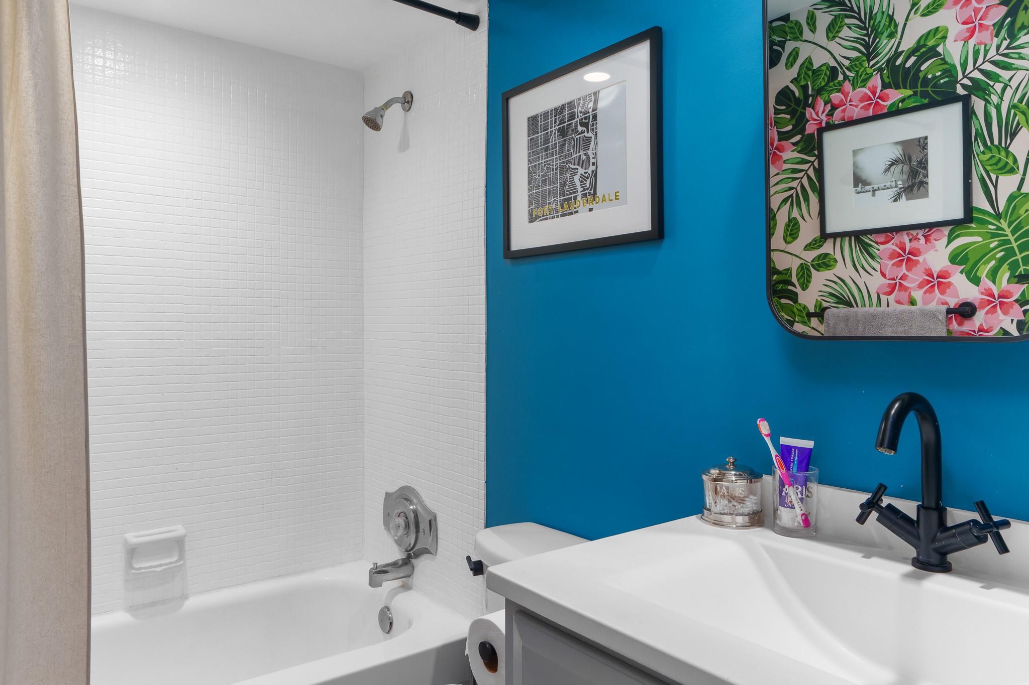 Leisure Sands Condo - Residential