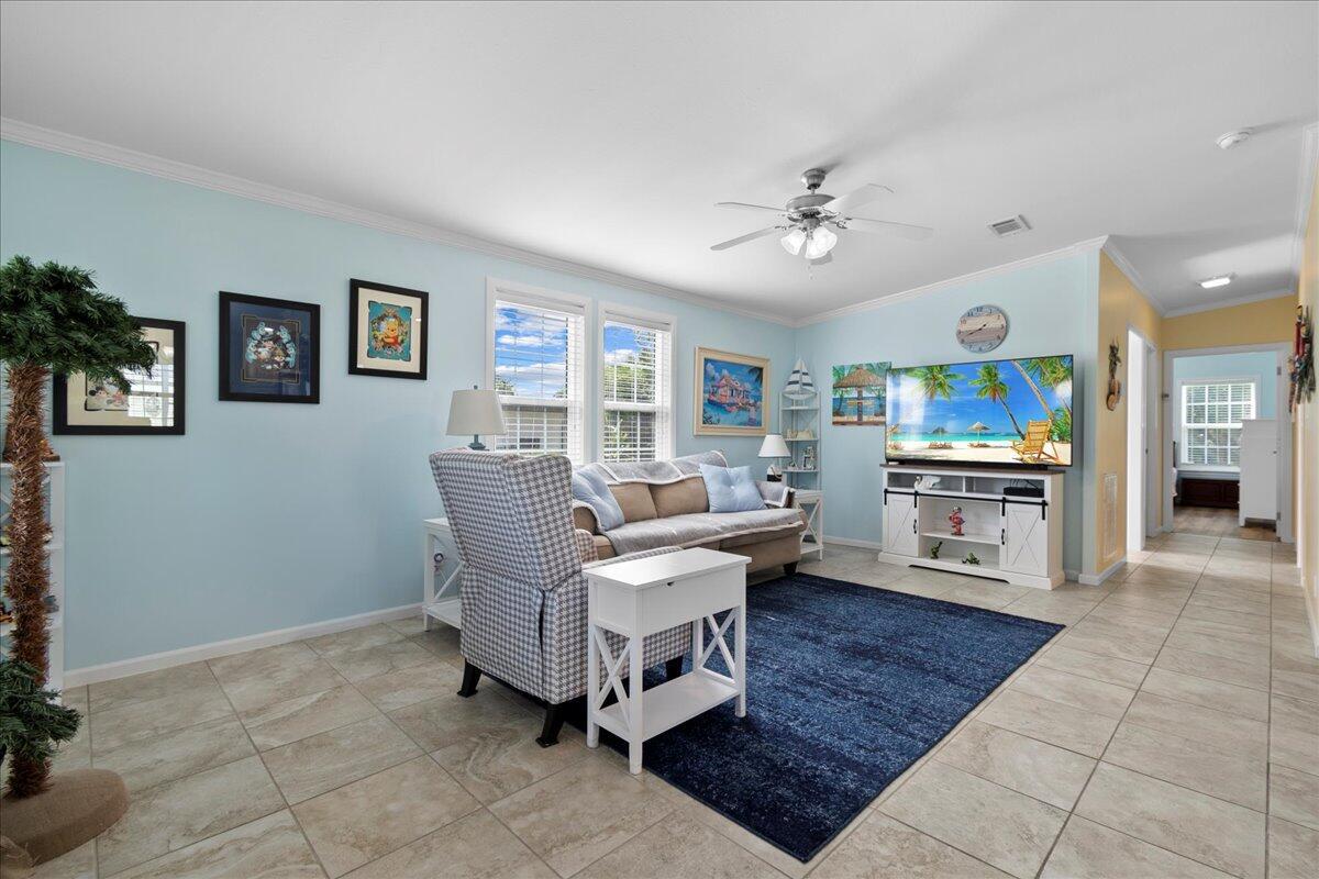 6877 SE Delegate Street, Hobe Sound, FL, 33455/$313,000 3 6877 SE Delegate Street