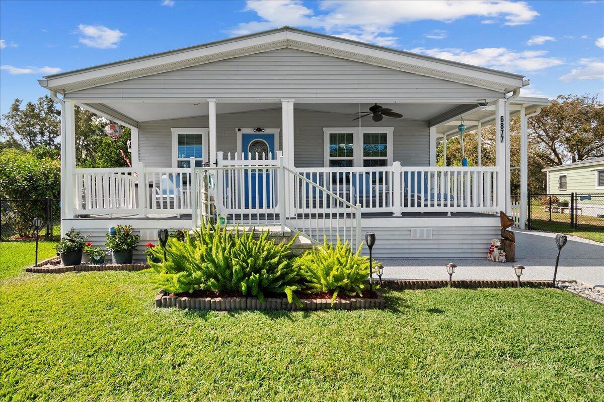 6877 SE Delegate Street