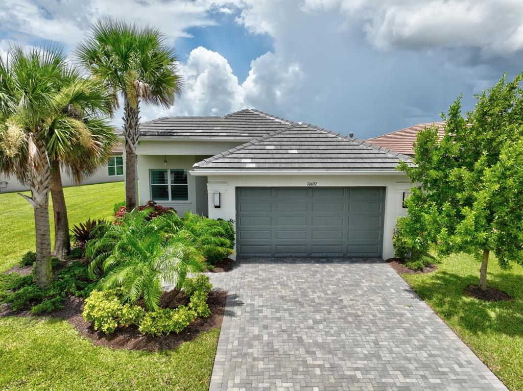 Photo of 10692 SW Sunray Street St, Port St Lucie, FL 34987 (MLS # R10811052)
