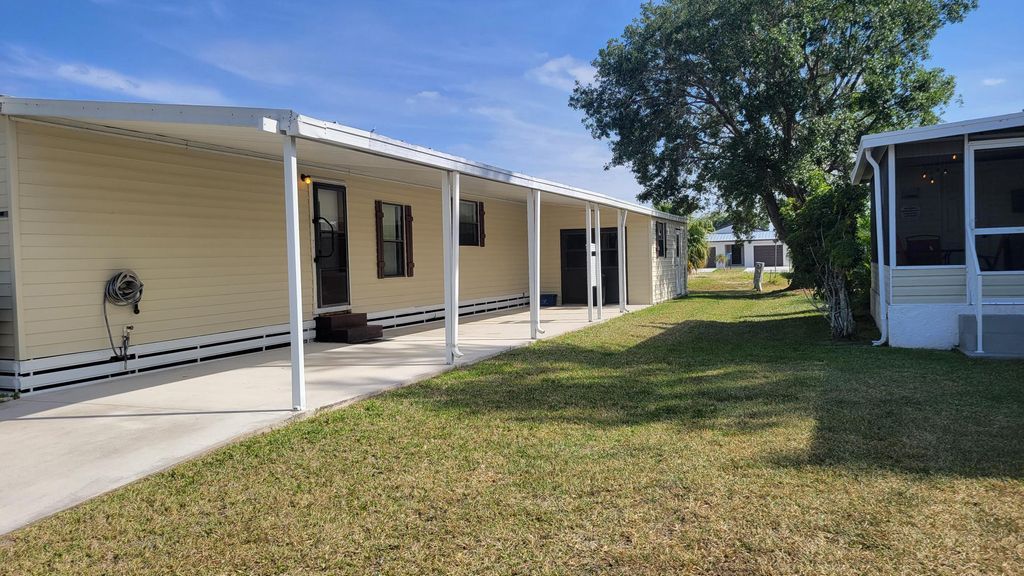 Photo of 14441 Azucena Court, Fort Pierce, FL 34951 (MLS # R10974304)