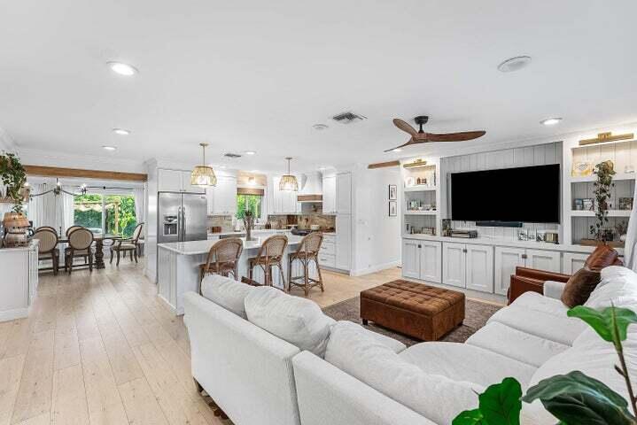 CHATHAM HILLS - Residential