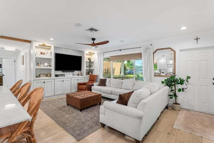 CHATHAM HILLS - Residential