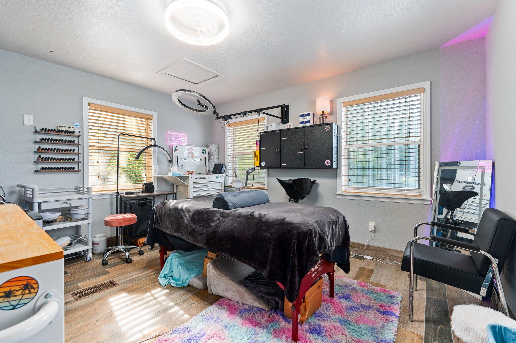 METES AND BOUNDS - Residential