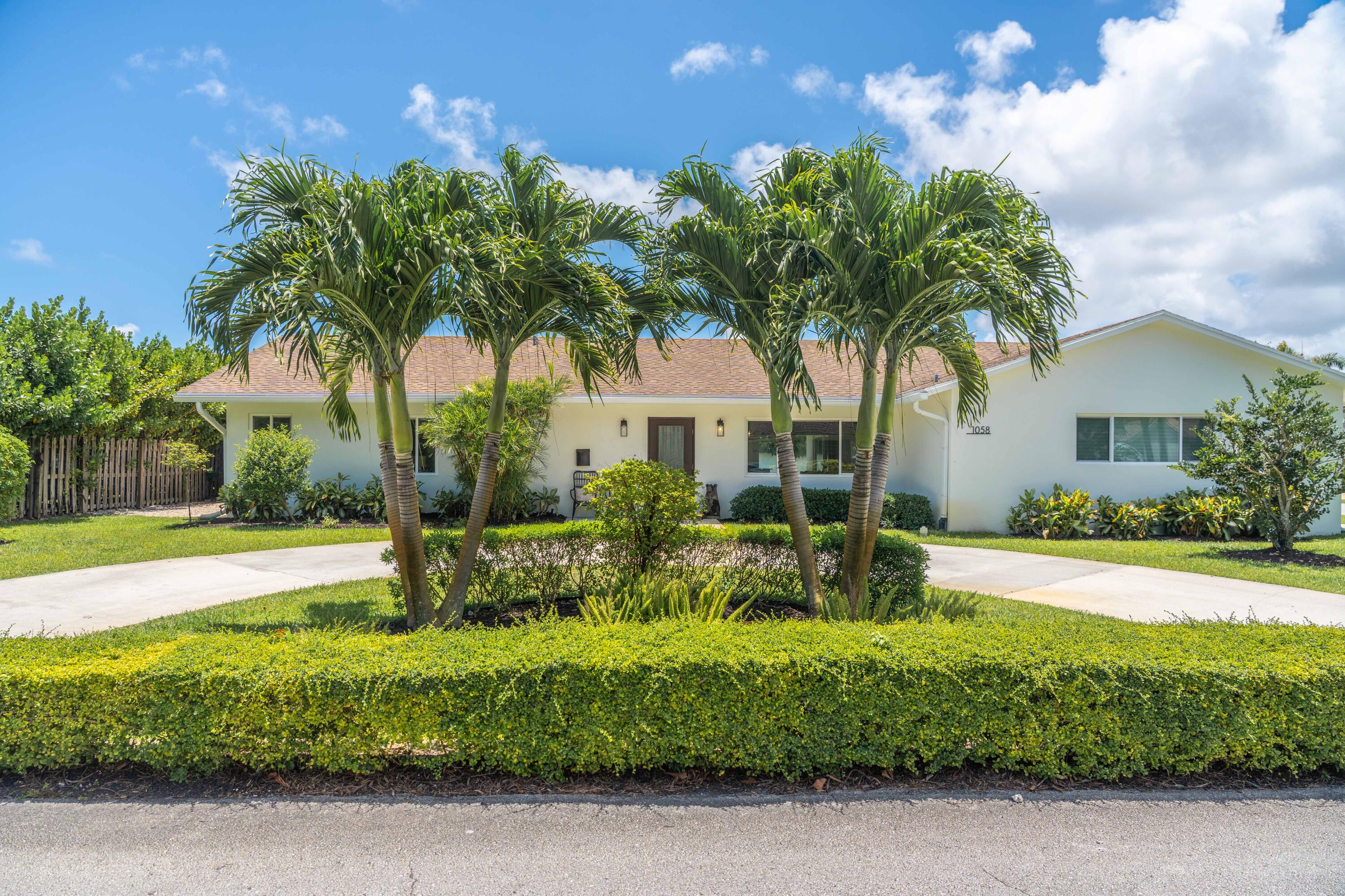 LAKE FLORESTA PARK - Residential