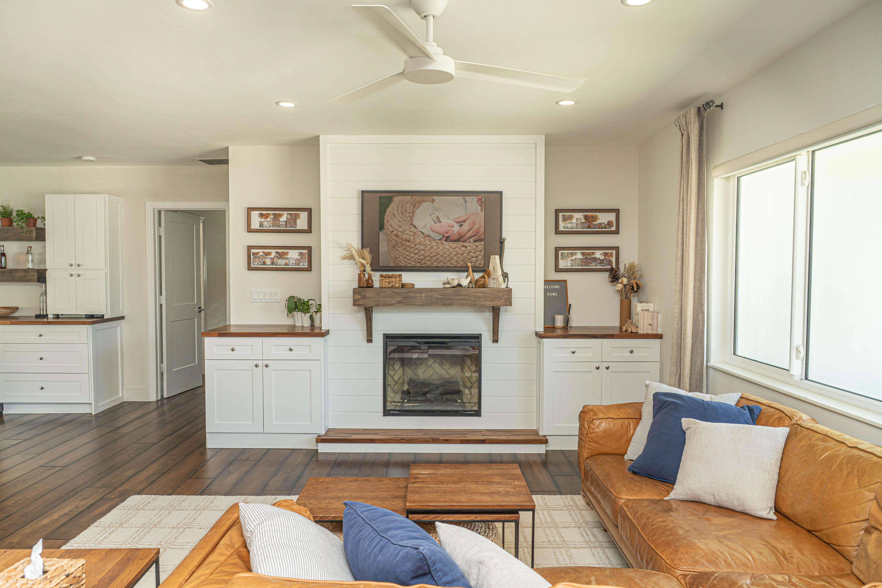 LAKE FLORESTA PARK - Residential