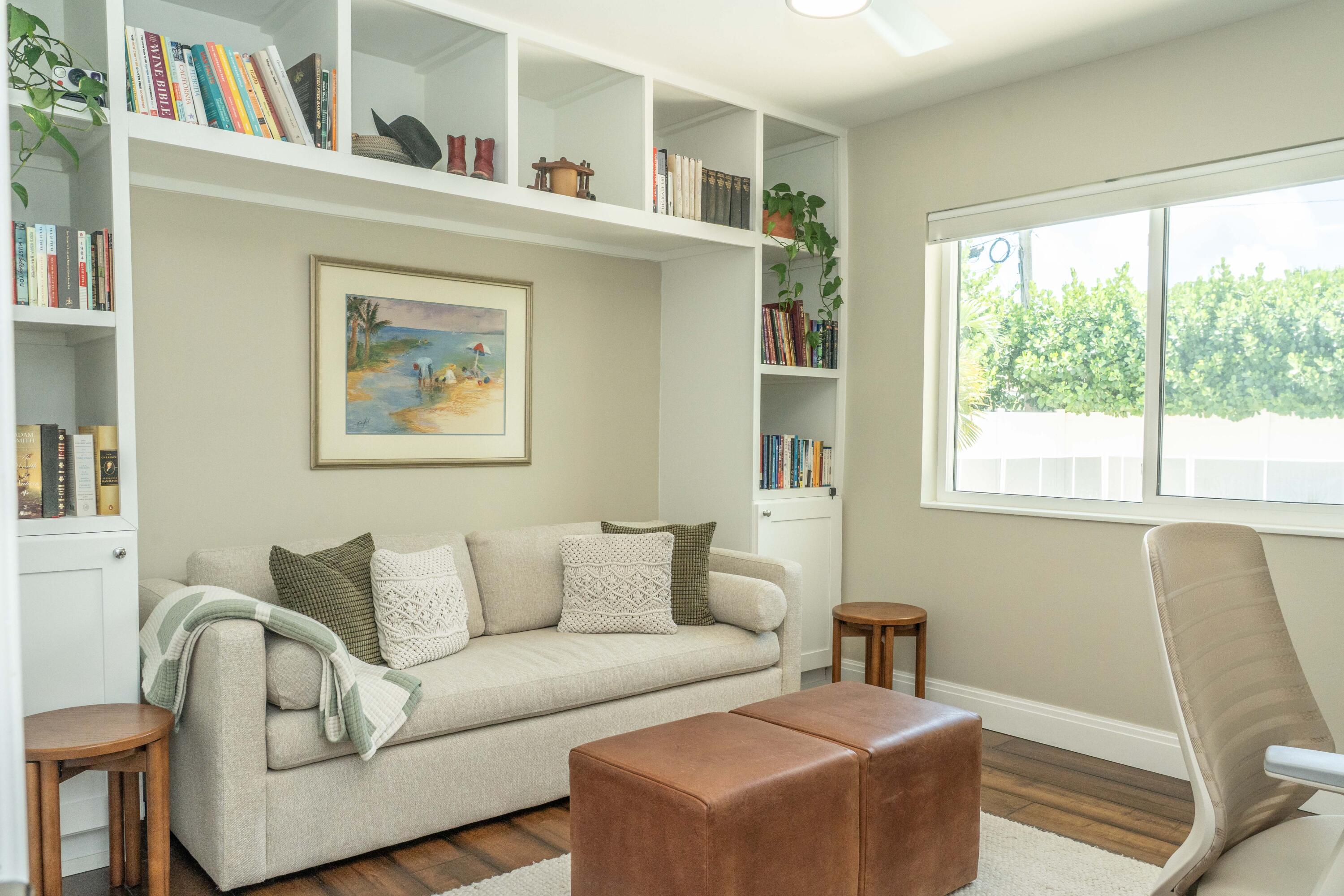 LAKE FLORESTA PARK - Residential