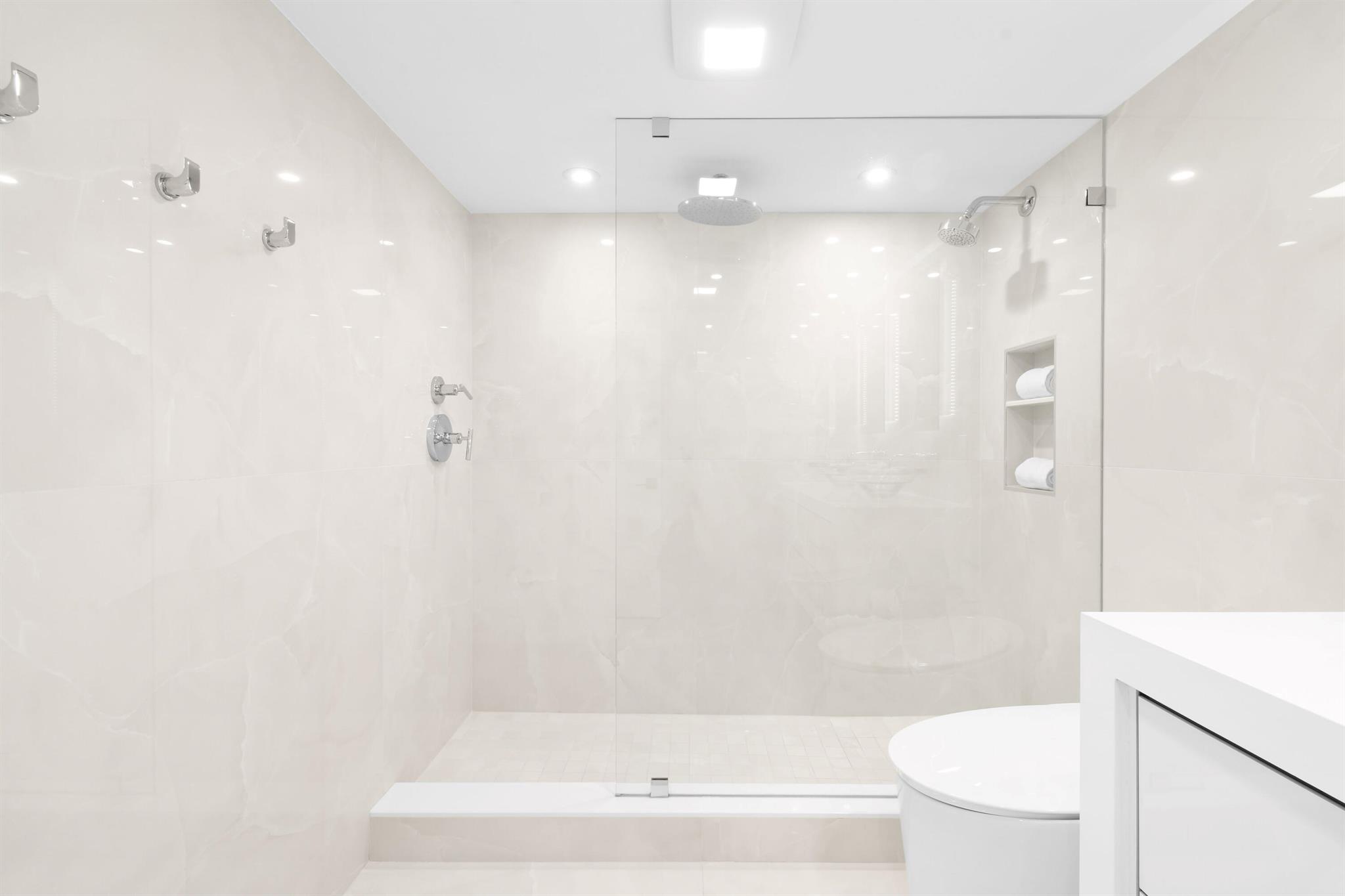 WATER GLADES CONDO - Residential