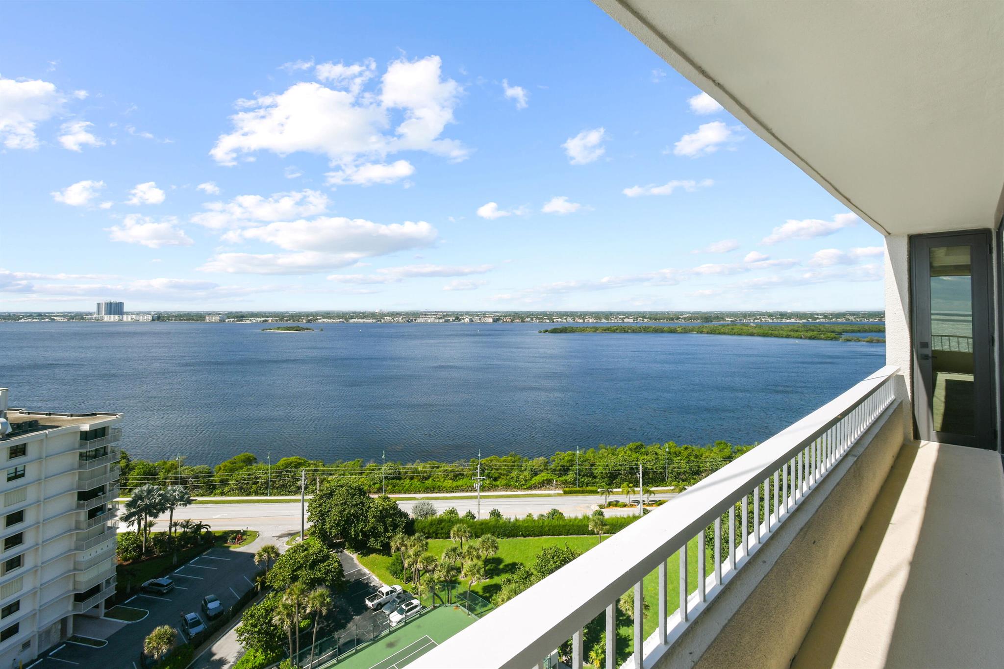 WATER GLADES CONDO - Residential