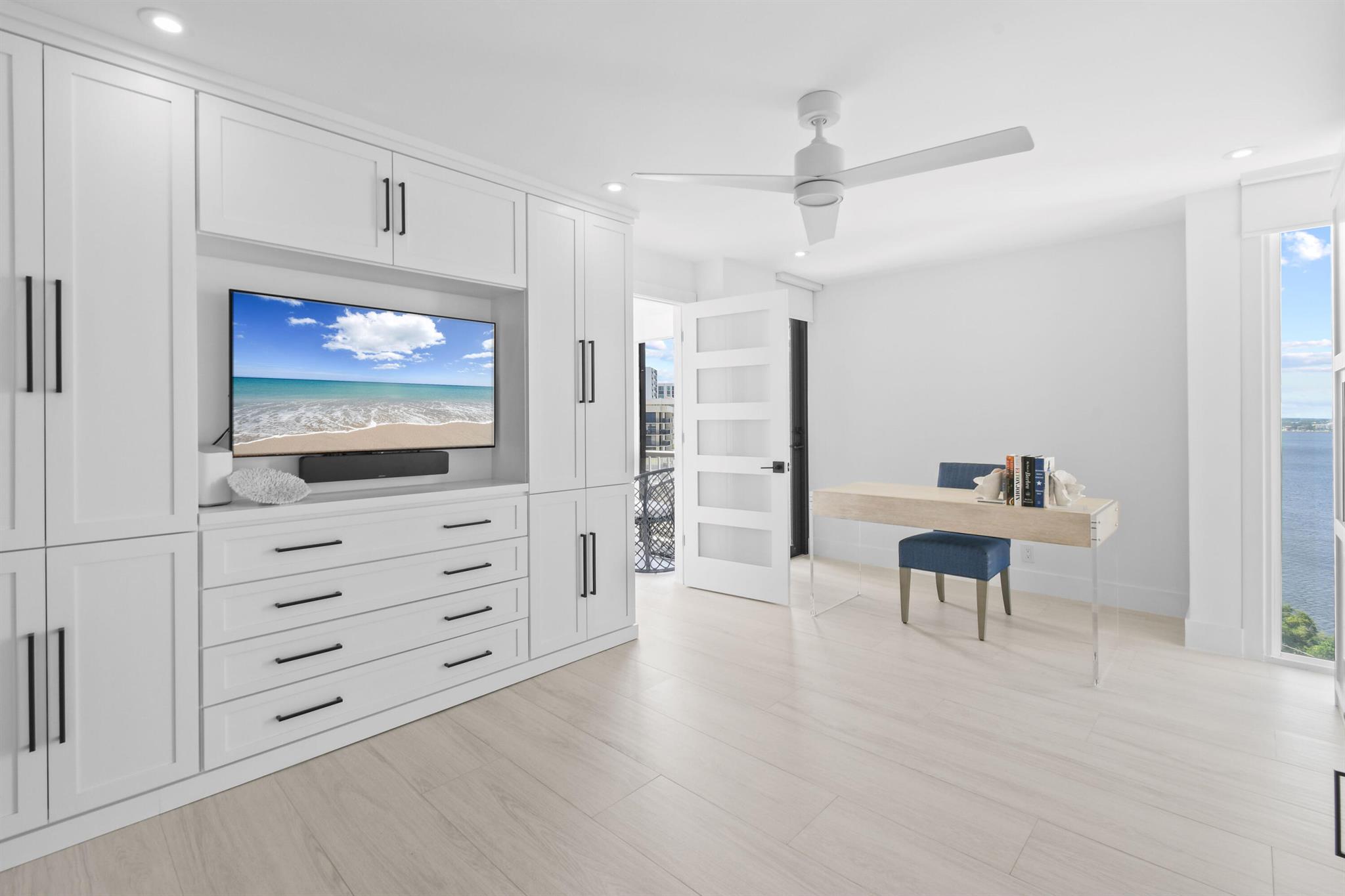 WATER GLADES CONDO - Residential