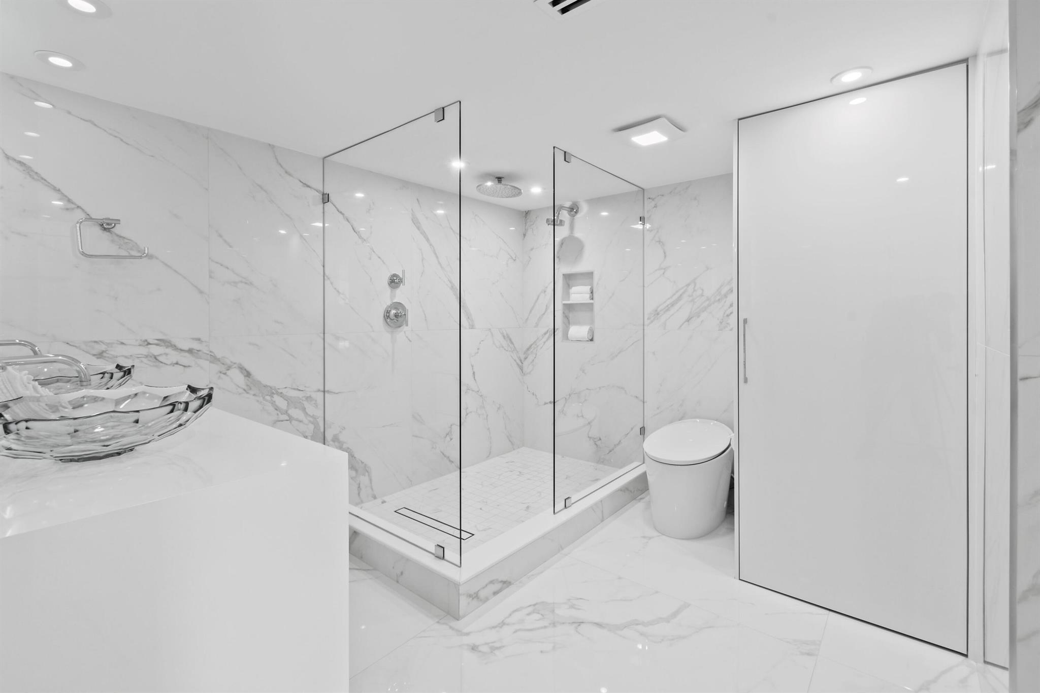 WATER GLADES CONDO - Residential