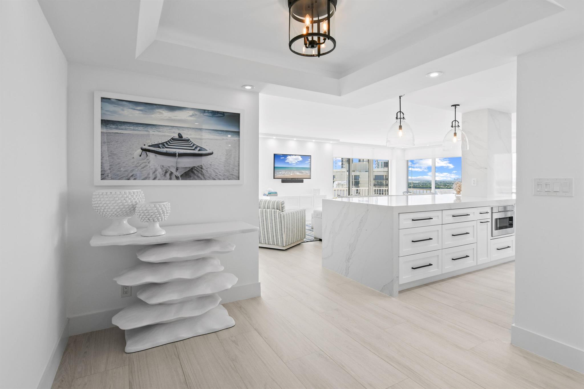 View photos, virtual tours, details... 5510 N Ocean Drive 17b
