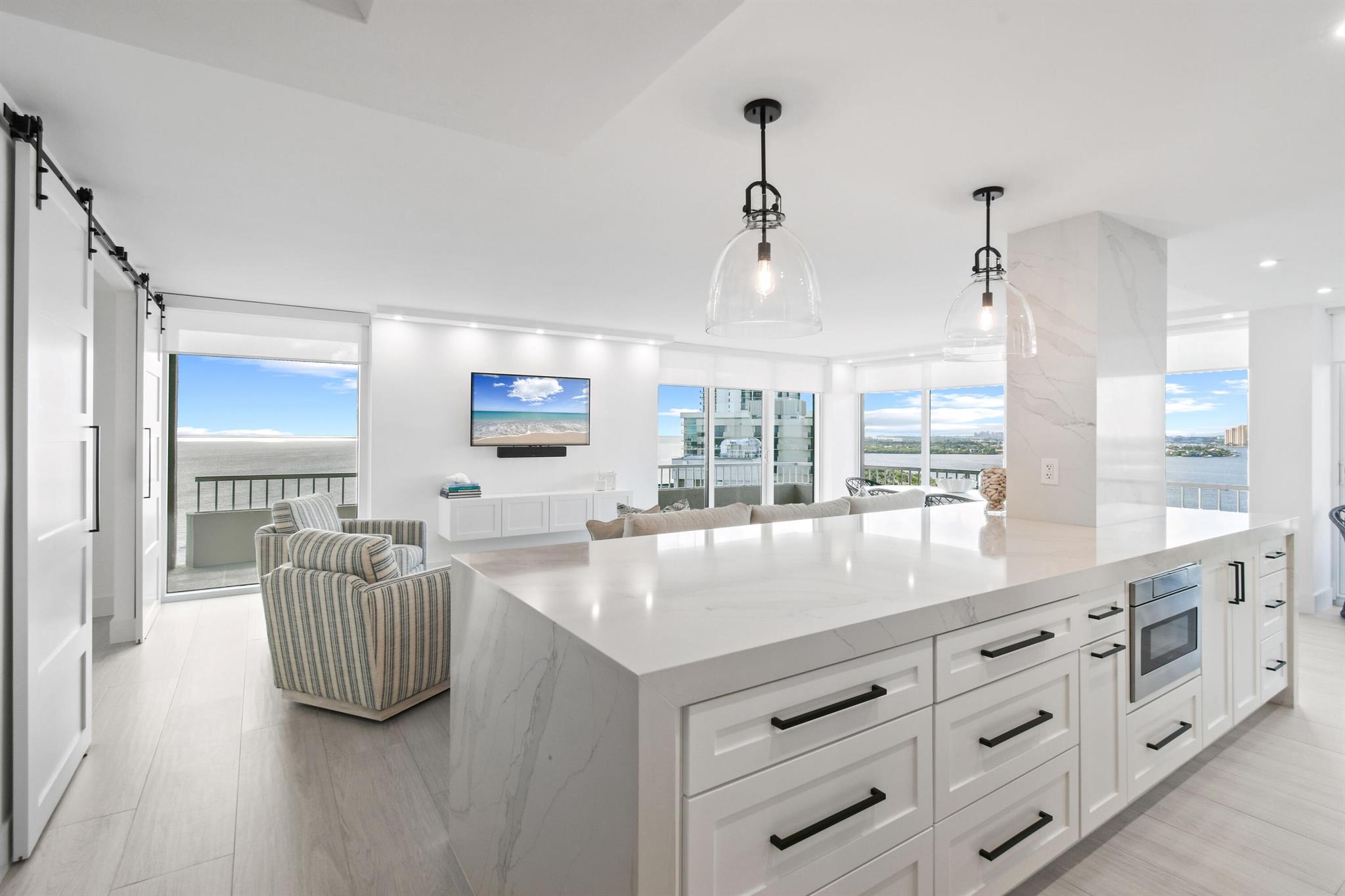 View photos, virtual tours, details... 5510 N Ocean Drive 17b