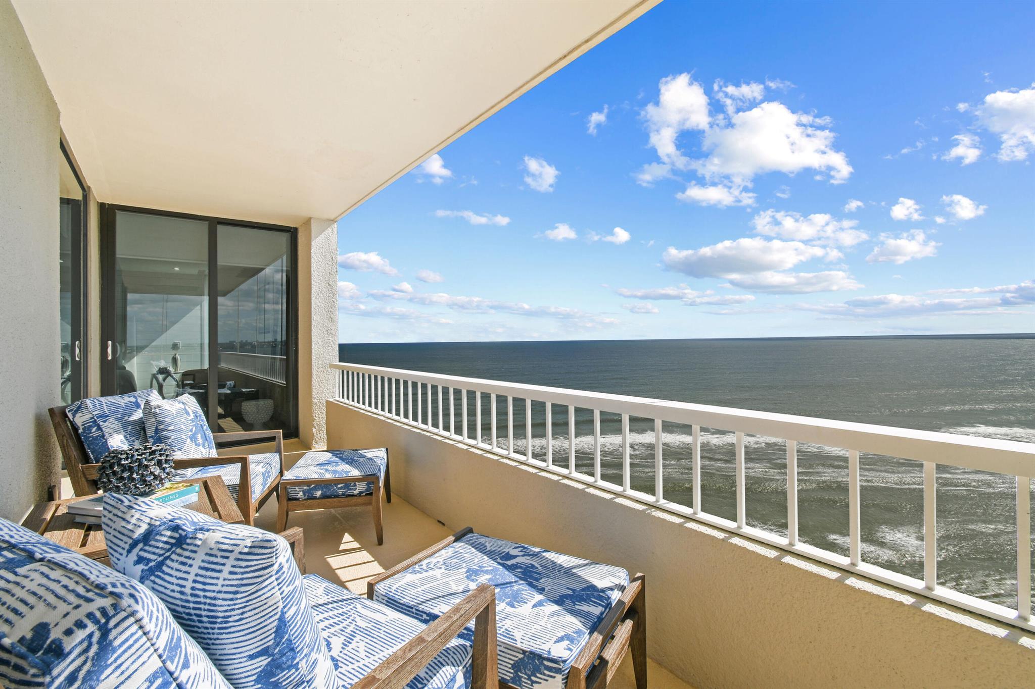 WATER GLADES CONDO - Residential