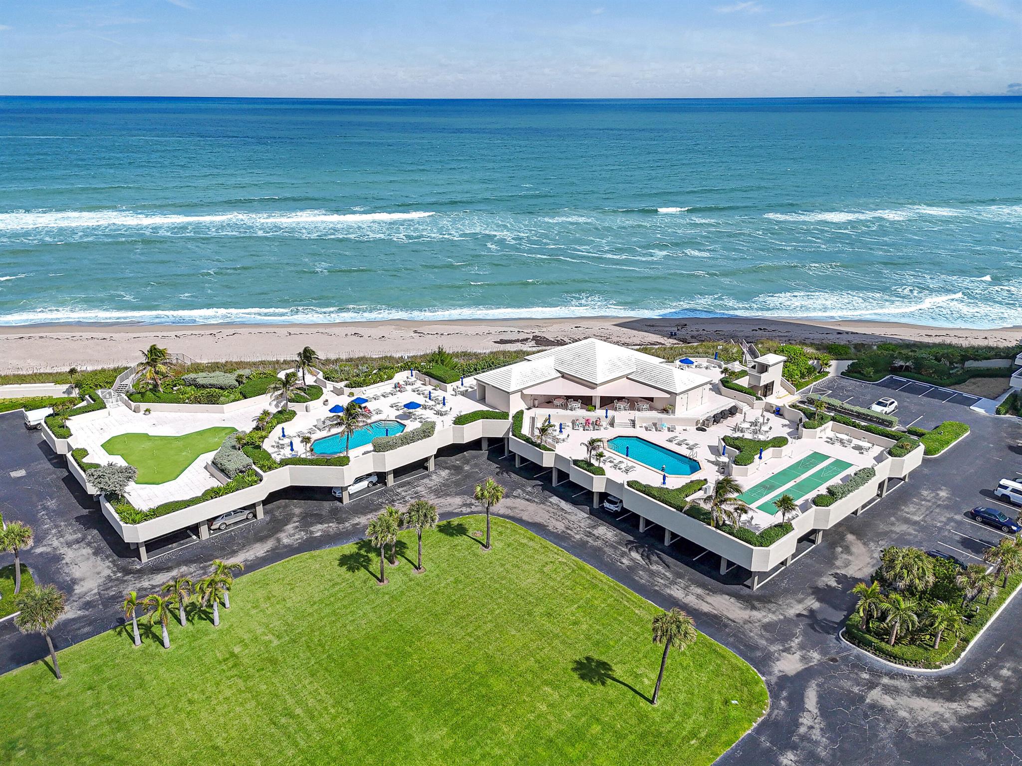 WATER GLADES CONDO - Residential